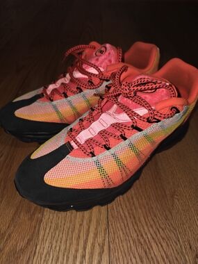 Nike Air Max 95 Dynamic Flywire (Total Crimson/Black Total Orange) Size US 10.5